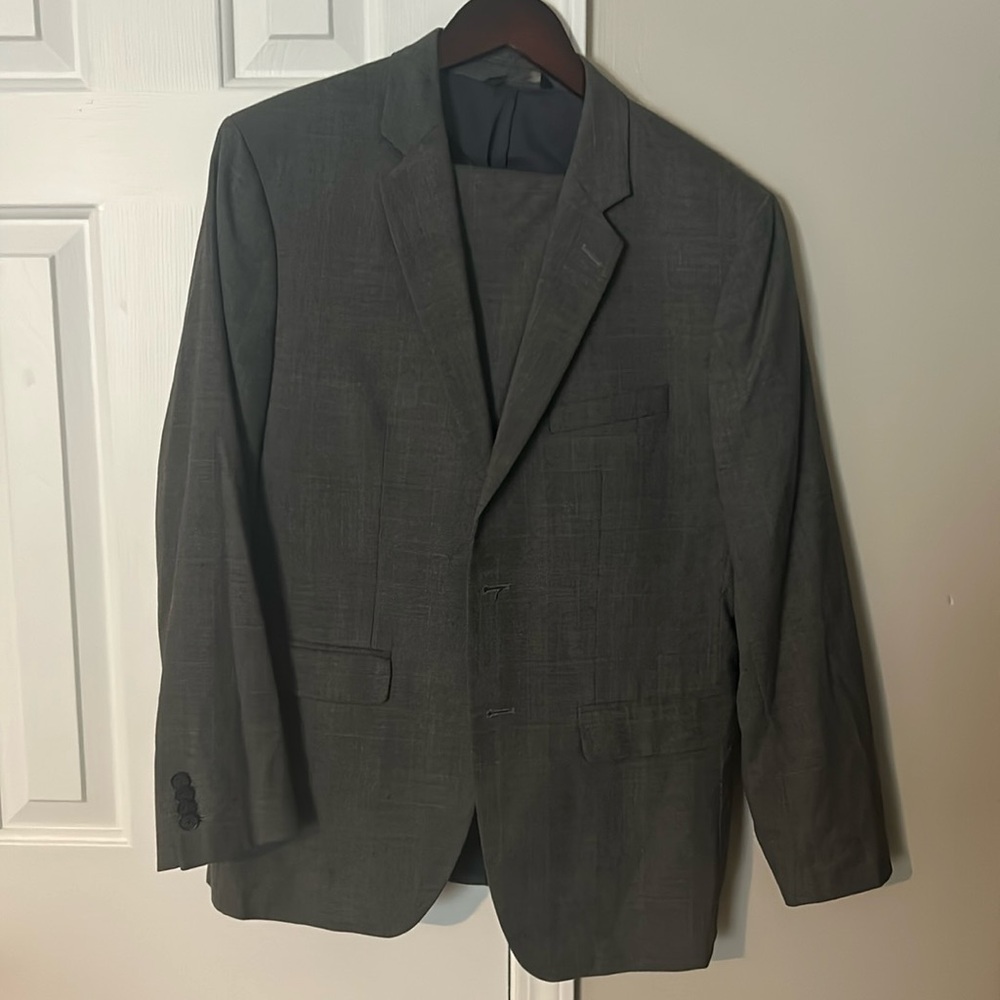 Banana Republic Suit 40S